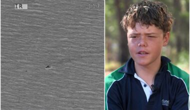 Colaj din două fotografii: în dreapta este un băiat cu părul creț, îmbrăcat într-un tricou sport albastru închis și verde, cu o expresie îngrijorată, lângă o imagine alb-negru radar care surprinde o ambarcațiune pe mare.