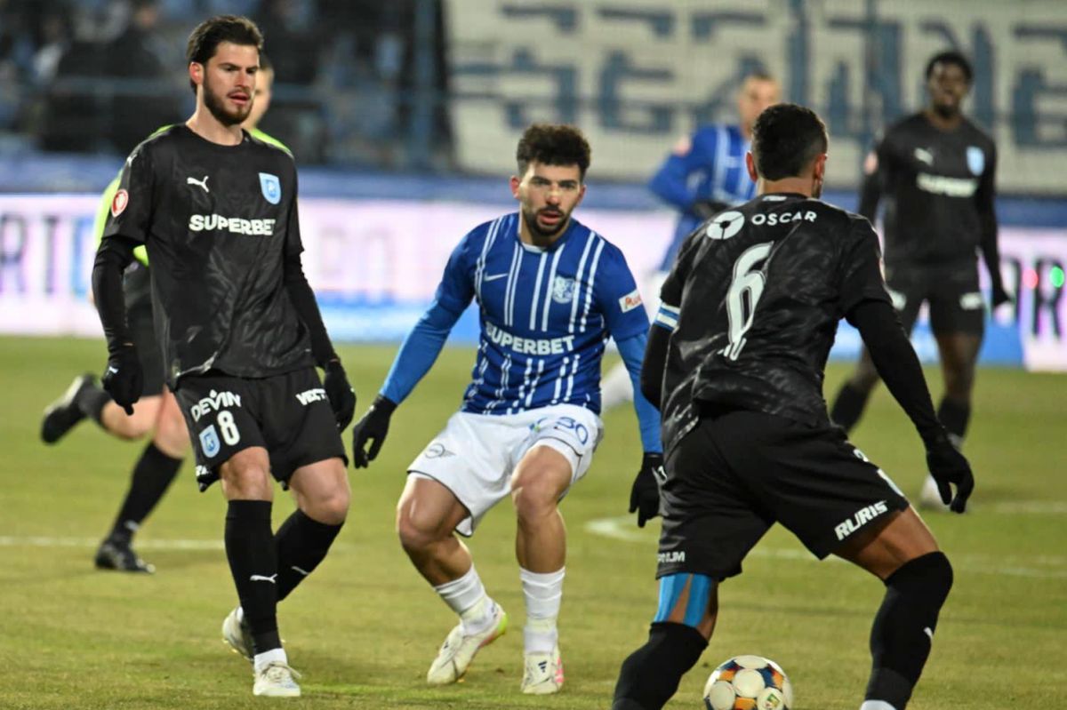 LIVE. Farul - Universitatea Craiova » Oltenii se pot desprinde în fruntea Superligii!