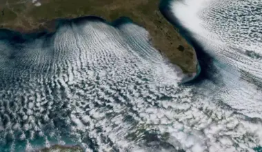 Imaginea strazilor de nori suprinse de satelitul american