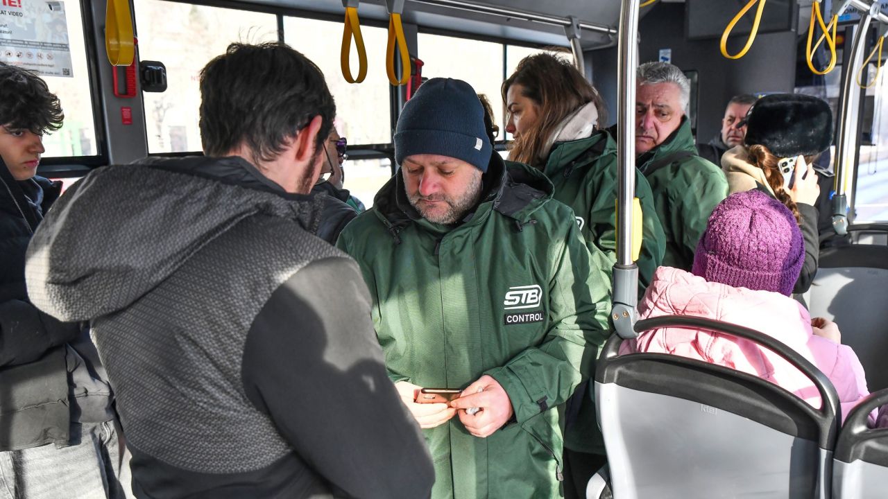 Cartea de identitate electronică nu te scutește de amenda STB. Anuțul Primăriei București