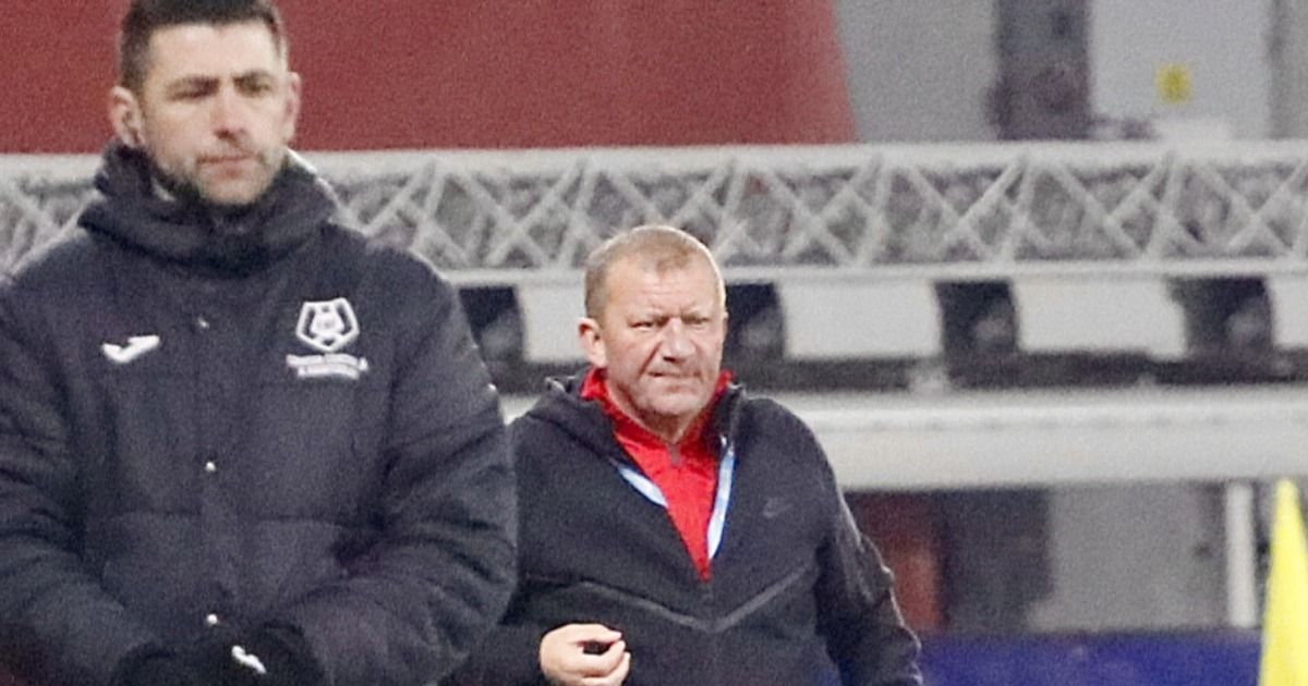 „Rușinos!” Dorinel Munteanu, mesaj după umilința cu Rapid: „Dacă sunt bărbați, punem pe masă toate problemele”