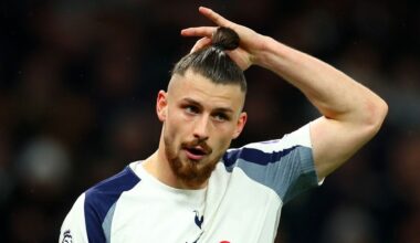 Veste uriașă pentru Radu Drăgușin! Englezii anunță decizia pe care Tottenham o poate lua în cazul românului