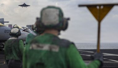 Țintă iraniană doborâtă de Armata SUA. O dronă Shahed s-a „apropiat agresiv” de portavionul USS Abraham Lincoln