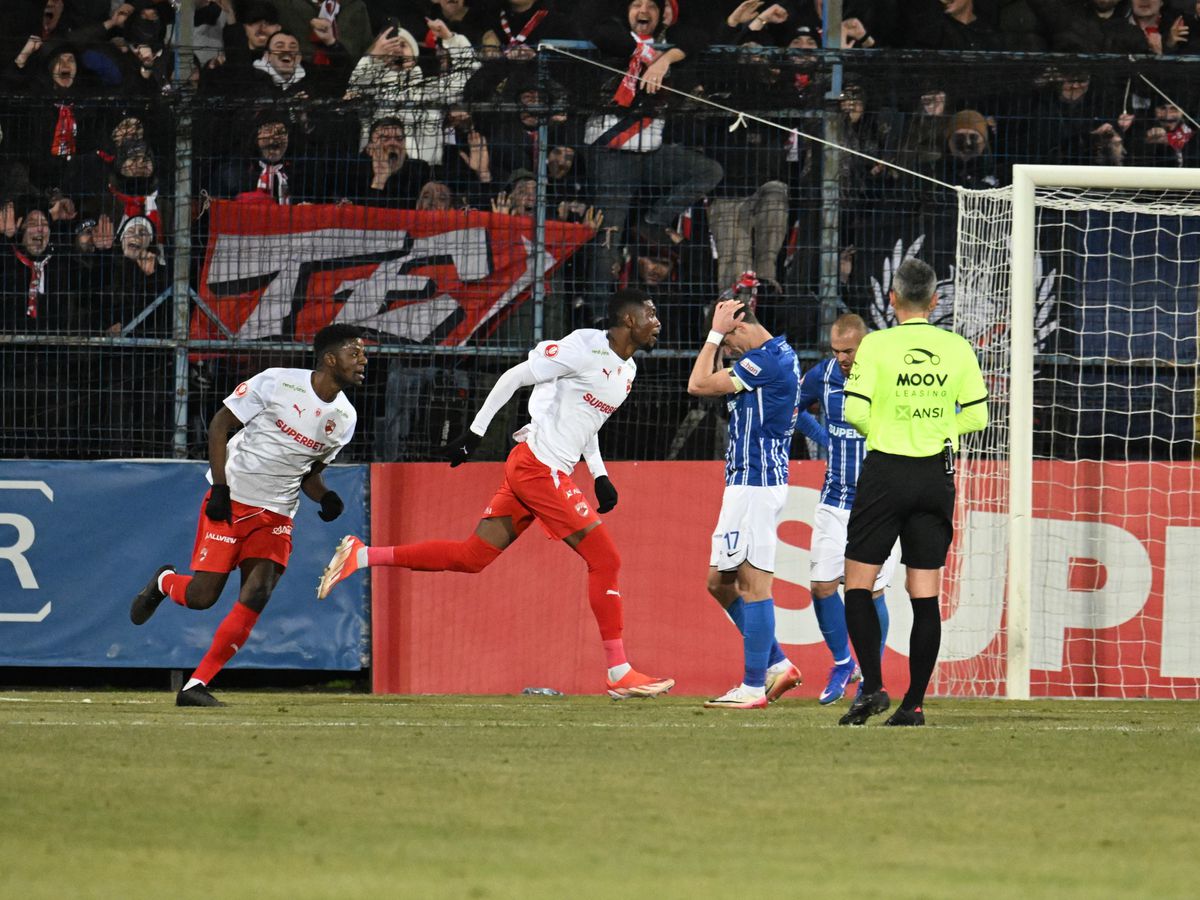 „Să stea cu ochii pe ele”