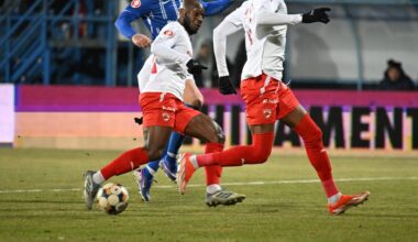 Farul - Dinamo 2-3! „Câinii” reușesc „remontada” și egalează Rapidul