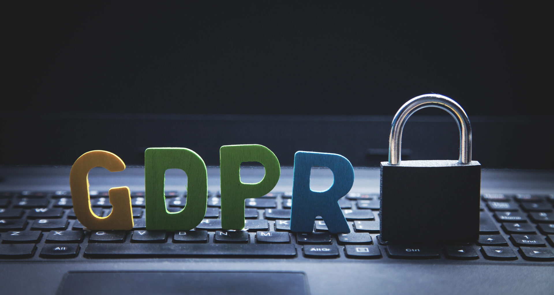 GDPR: Și partidul AUR a fost amendat acum în baza celebrei legi a Uniunii Europene