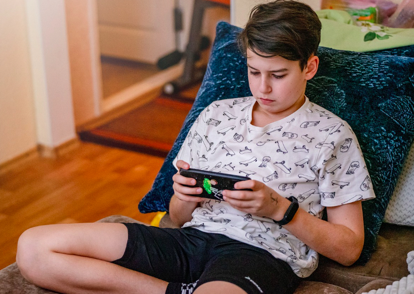 Un copil de 9 ani a ajuns la spital cu arsuri grave în urma unui trend de pe rețelele sociale. „Și-a dat seama că ceva era grav”