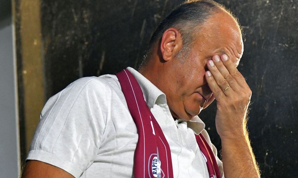 ''M-am săturat; bag o grămadă de bani și sunt furat!''