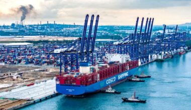 Este cel mai mare pe plan mondial, de 30 de ori cât Hong Kong-ul