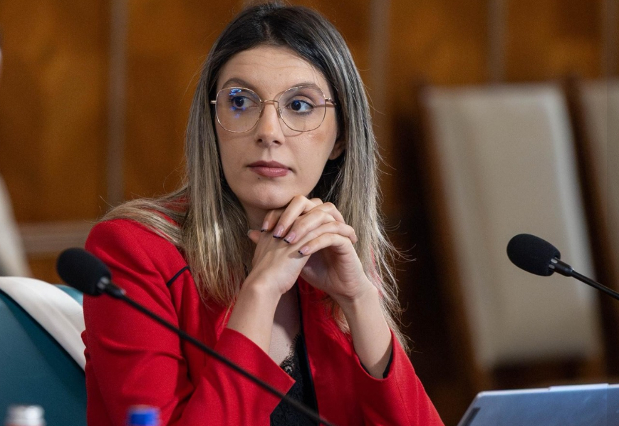 Război total în coaliția de guvernare. PSD cere demisia Dianei Buzoianu. Ultimatumul dat ministrei Mediului