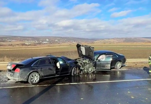 Accident grav în Iași. Un bărbat a murit, iar două persoane au fost rănite. Printre victime se află și o femeie însărcinată FOTO