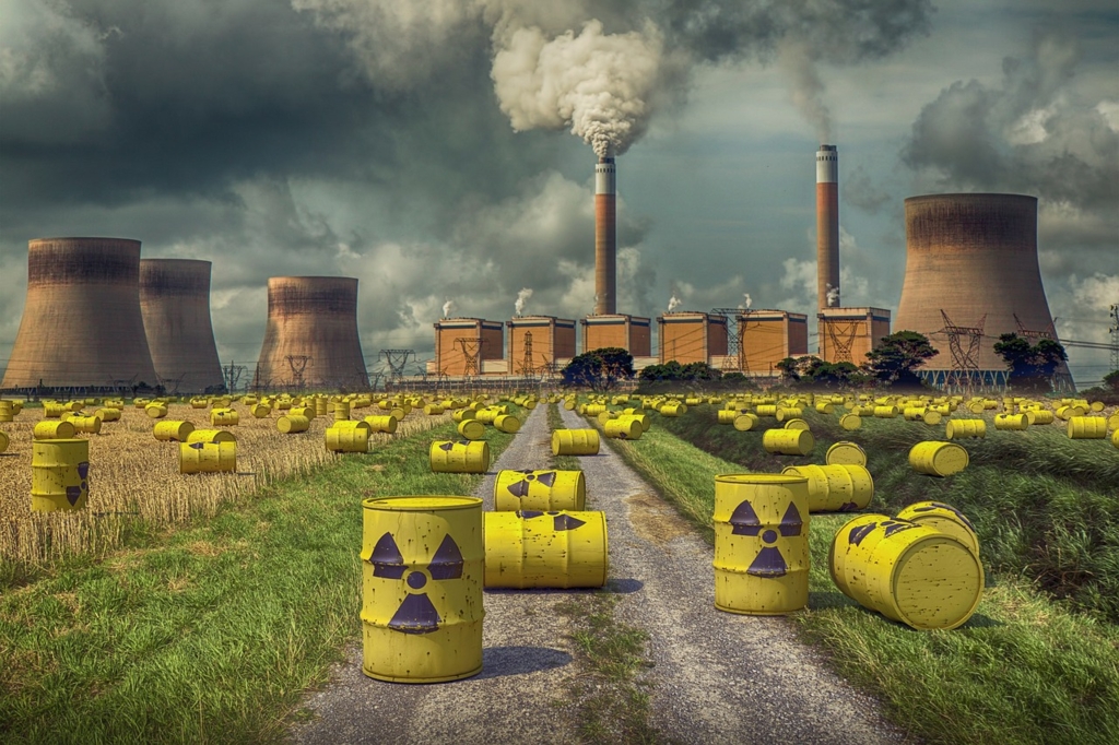 Ce răspund experții la întrebarea dacă România ar trebui să dețină arsenal nuclear. Polonia și-a anunțat deja intenția
