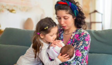 O familie s-a intoxicat în apartament, la scurt timp după mutare. „Am luat un credit pe 20 de ani ca să trăiesc într-o toaletă”