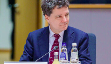 Nicușor Dan, mesaj cu ocazia „majoratului” emisiunii „Neatza cu Răzvan și Dani” VIDEO