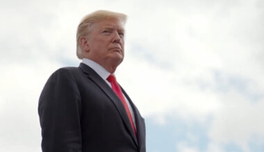 Decizia lui Trump care a prăbușit prețul aurului. Adevăratul motiv pentru una dintre cele mai dure corecții din toate timpurile pe piața metalelor prețioase