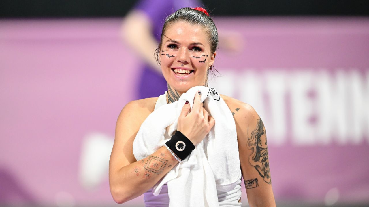 Reacția unguroaicei Anna Bondar, după ce ucraineanca Oliynykova a învins-o și a plecat fără să o salute, la Transylvania Open