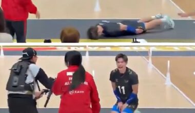 Imagini inedite / VIDEO + FOTO. Cum și-a cerut scuze un sportiv japonez după ce a lovit cu mingea o femeie