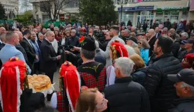 favorit este noul partid Bulgaria Progresistă, condus de fostul președinte Rumen Radev. Este acesta un echivalent al lui Orban sau Magyar din Ungaria?