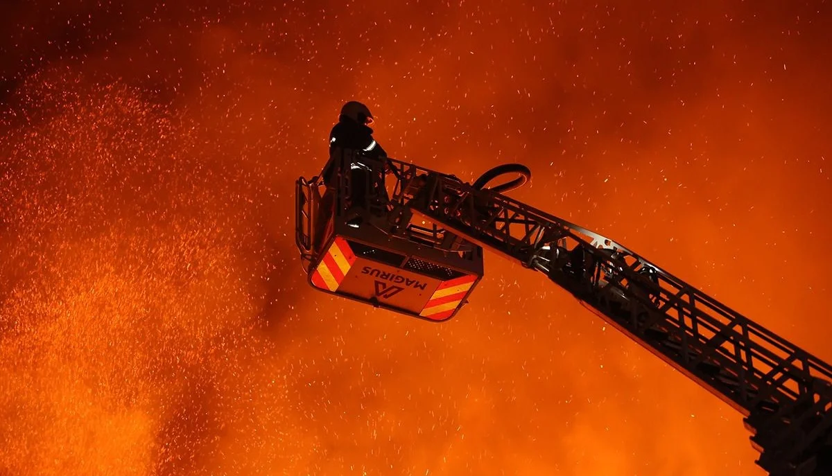 Ziua 1514 Bloc lovit de dronă (Video). O tânără l-a criticat deschis pe Putin. Rușii plănuiesc 7 atacuri aeriene de proporții pe lună. Armata ucraineană: Îi distrugem