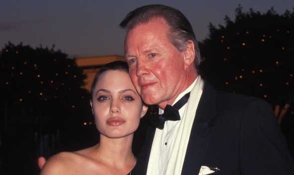 angelina jolie si jon voight