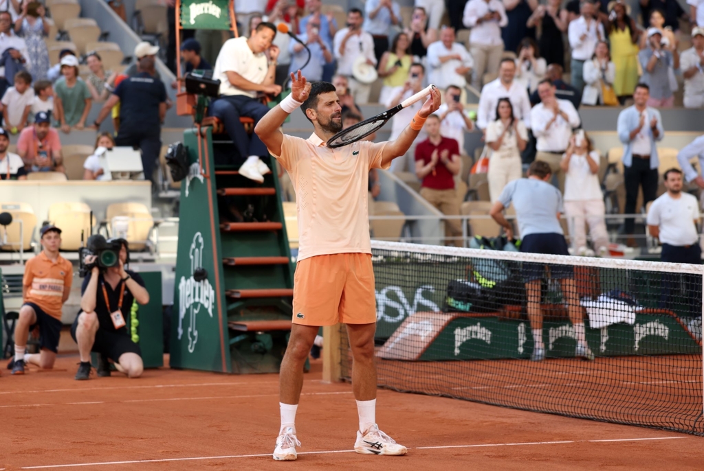 Novak Djokovic, huiduit la Roland Garros: ''Nu au pic de respect!'' VIDEO