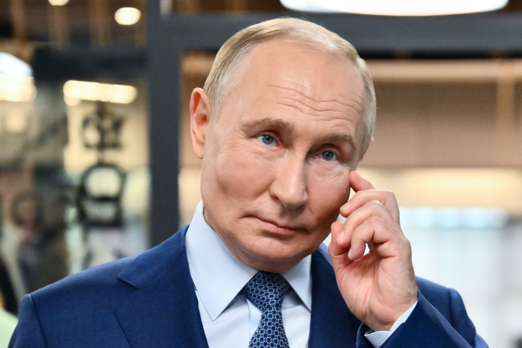 Vladimir Putin se ascunde de teamă să nu fie asasinat, arată un raport provenit de la Serviciile Secrete