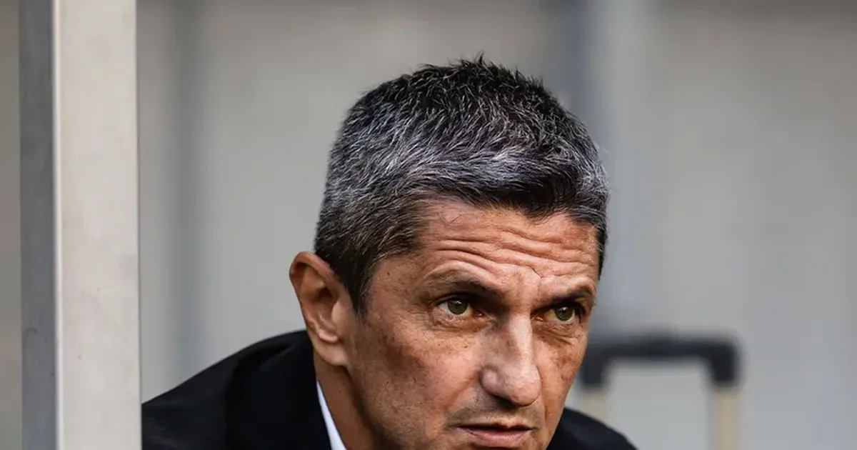 Lucescu, ,fascinat de Chivu.  Antrenorul lui PAOK a spus ce îl face diferit pe tehnicianul lui Inter: „I-a remotivat după o mare decepție”