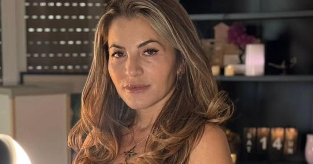 Femeia din Sibiu care şi-a omorât mama contabilă pentru avere s-a sinucis în arest