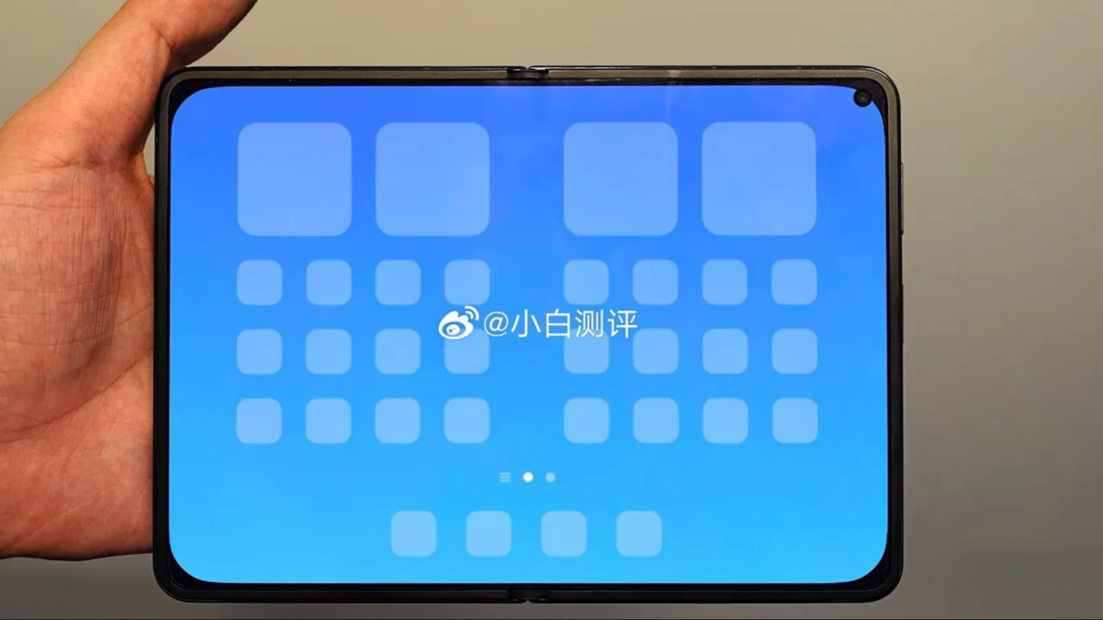 Xiaomi are un telefon pliabil foarte lat, ca iPhone Ultra, gata de lansare și tocmai apar dovezi despre el