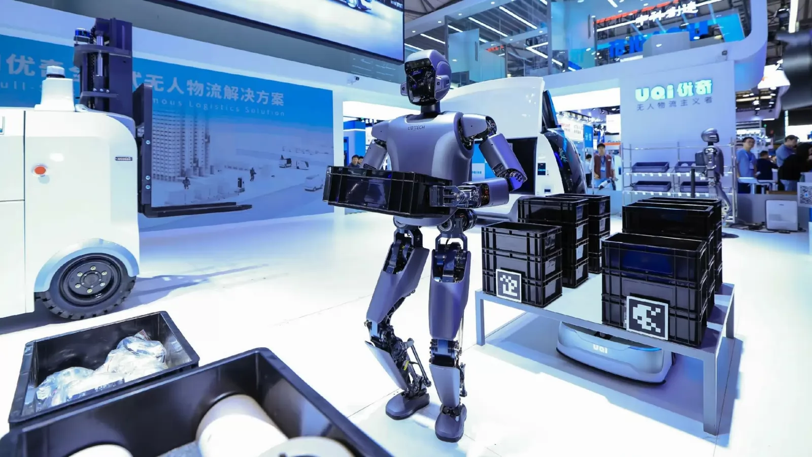 De la mașini electrice la roboți umanoizi: BYD își extinde ambițiile în domeniul inteligenței artificiale