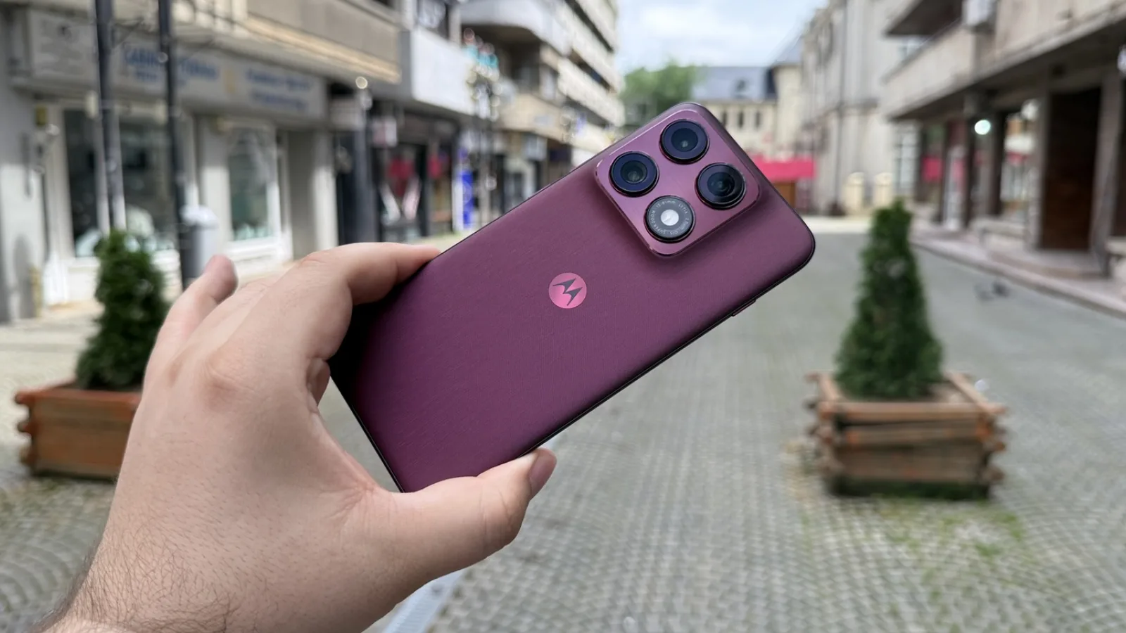 Motorola edge 70 Pro review detaliat în limba română (evaluare Mobilissimo)