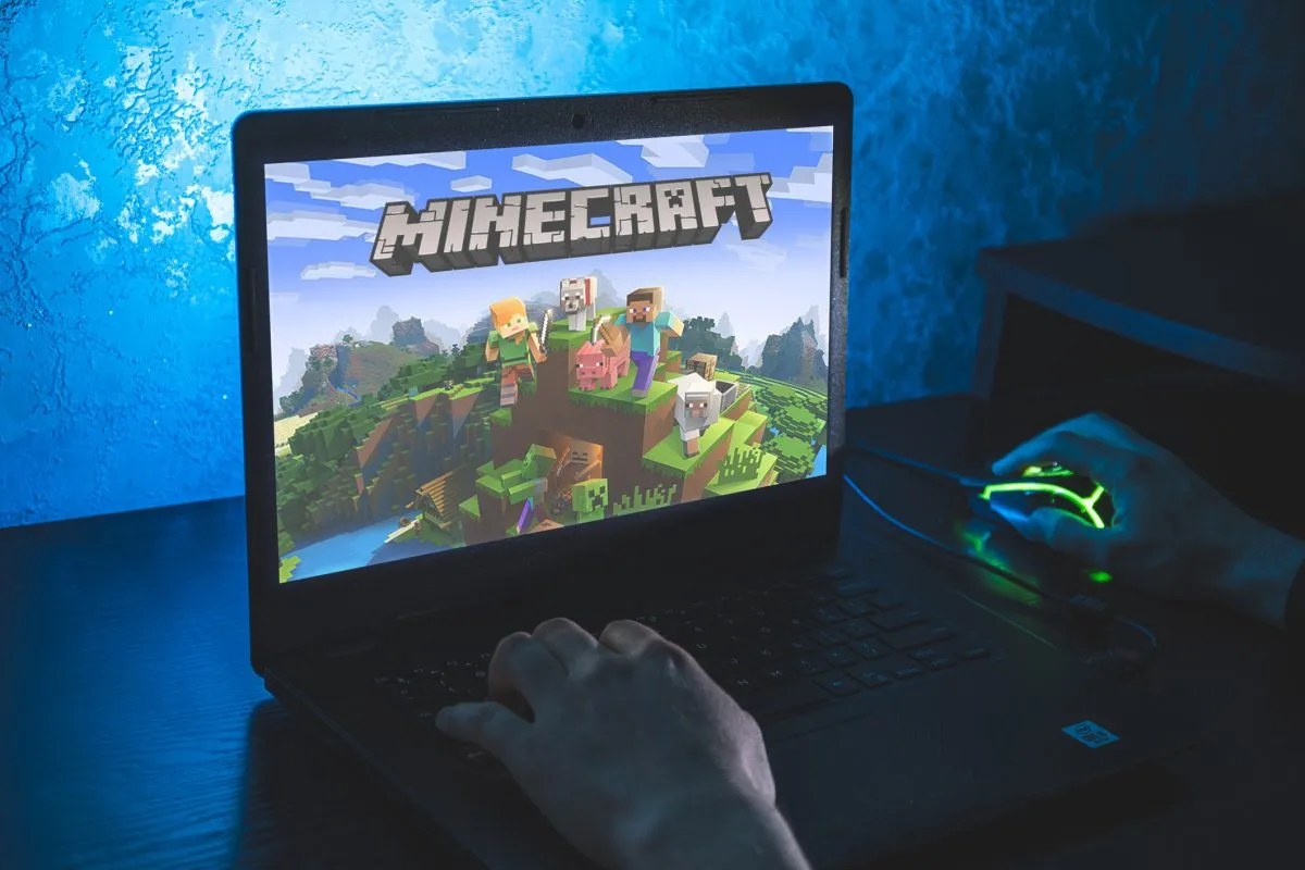 Minecraft și Counter-Strike, folosite pentru educație financiară. Peste 30 de creatori de conținut participă sâmbătă la Gaming Marathon
