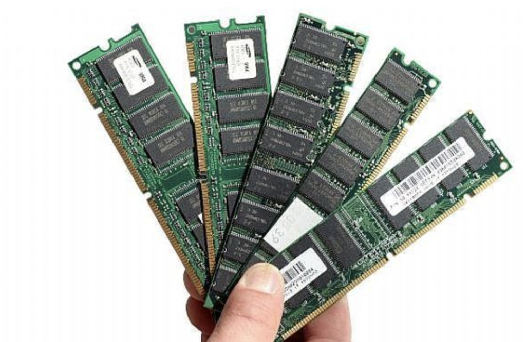 Prețurile RAM ar putea exploda până la finalul anului. AI-ul absoarbe producția Samsung, SK Hynix și Micron