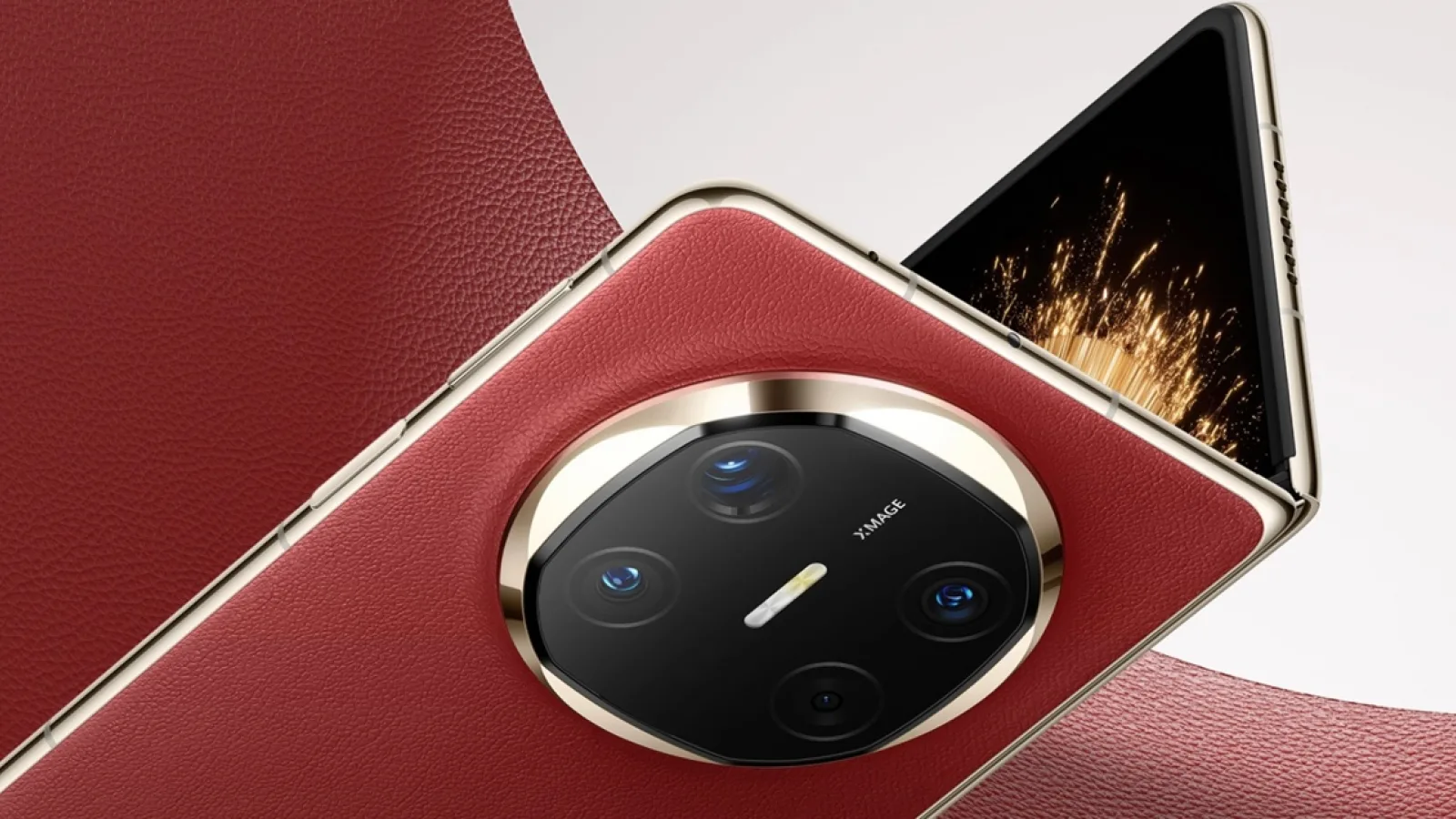 Huawei Mate X8 îşi dezvăluie specificaţiile, iar triplu pliabilul Mate XT2 schimbă designul