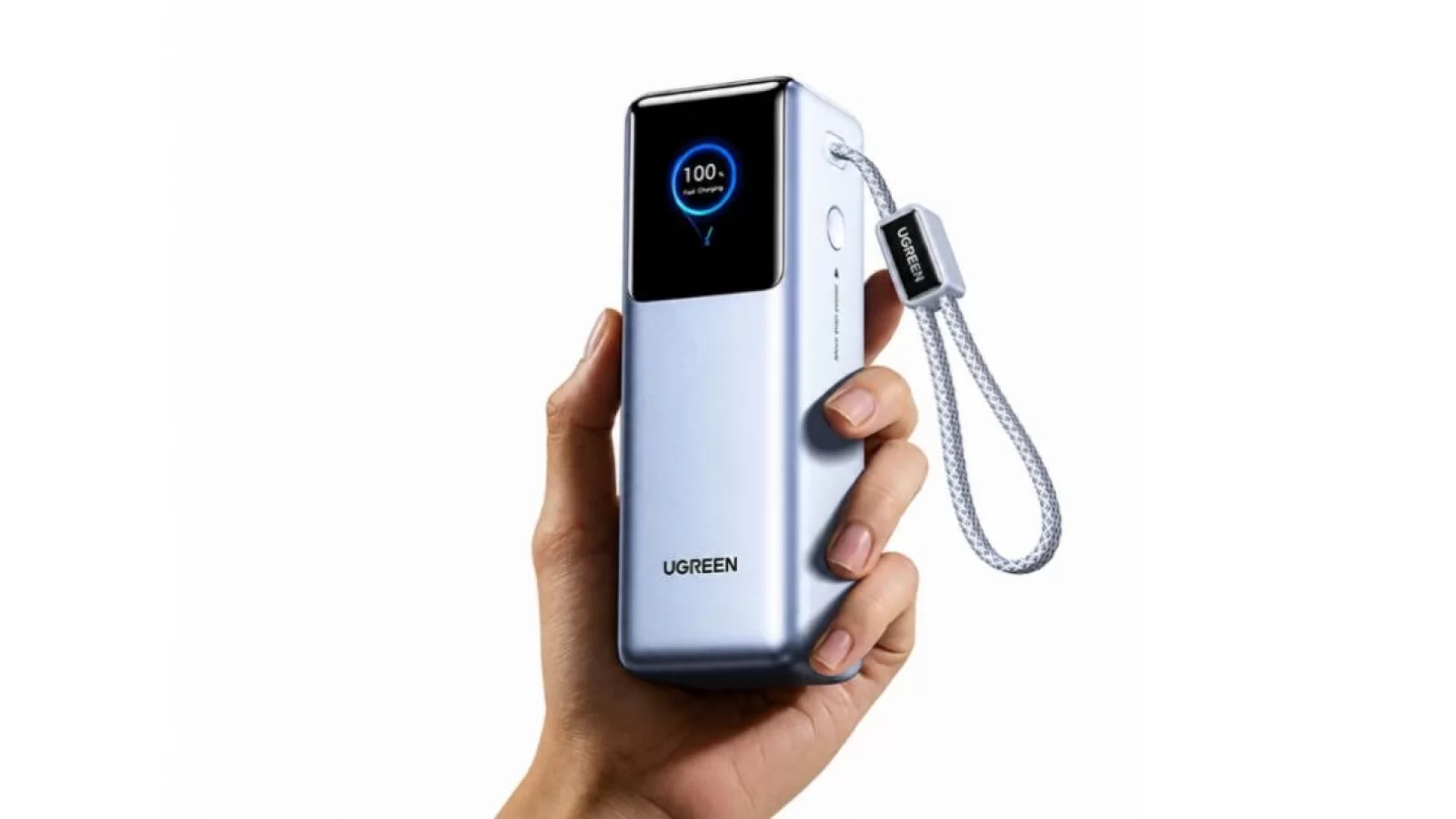 Ugreen lansează bateria externă PB728: Are capacitate de 25.000 mAh, livrează încărcare de până la 200W și cabluri USB-C integrate
