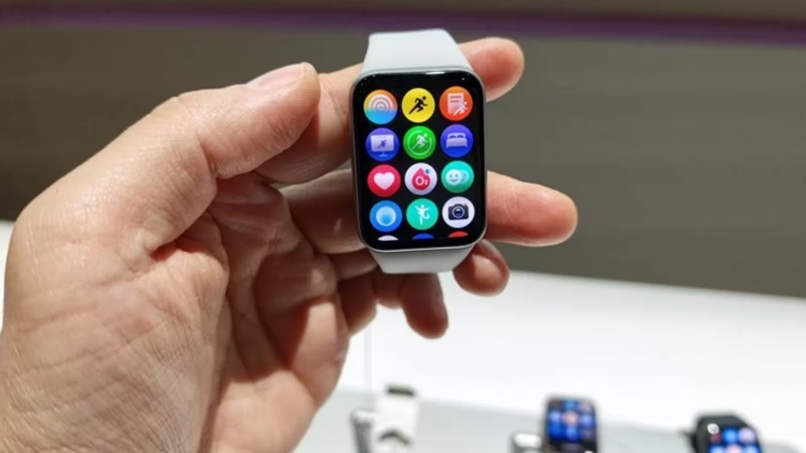 Xiaomi Smart Band 11 face primul pas spre lansare; Brățara a primit certificarea, dar bateria rămâne neschimbată