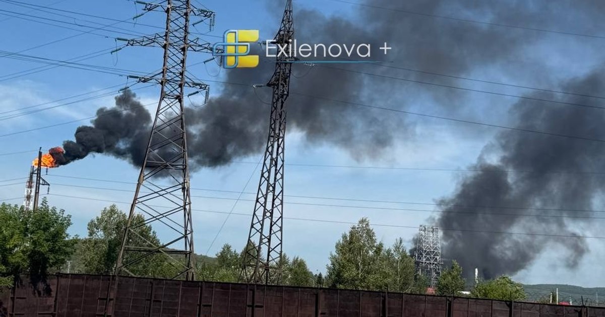 Noapte de foc în Rusia: rafinărie Rosneft în flăcări în Orientul Îndepărtat, la 6.500 de kilometri de Ucraina, depozit Wildberries distrus lângă Voronej