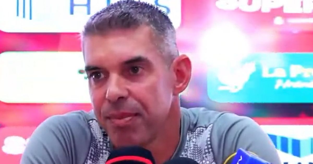 L-a șters din memorie! VIDEO. Nuno Campos, blocat la conferința lui Dinamo, când a venit vorba de Pușcaș: „Scuze, am uitat...”