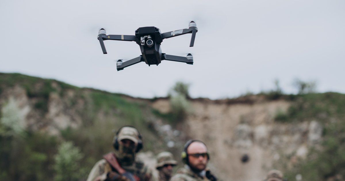 Sindromul „cerului sfâșiat”. Cum remodelează dronele psihicul militarilor. Trauma invizibilă lăsată de dronele de pe front