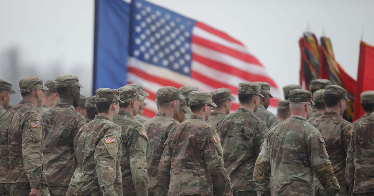 România face eforturi pentru a păstra trupele SUA. Ce ar însemna o retragere americană de pe flancul estic