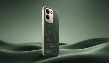 Redmi M100 are gradient cu frunze tropicale în spate, baterie de 7900 mAh și tocmai a fost anunțat oficial