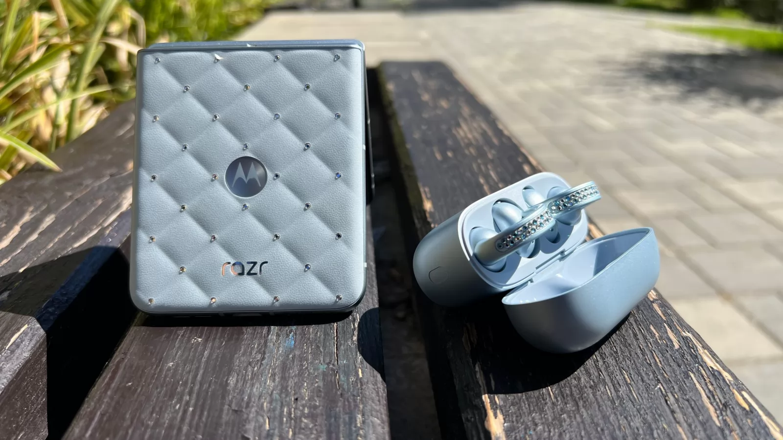 Motorola vine la IFA 2026 cu un RAZR mai special, primește tratamentul Swarovski