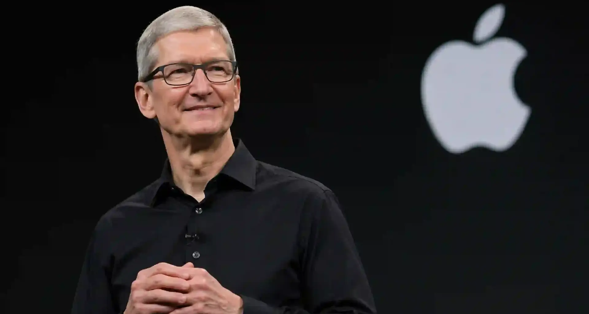 Primele imagini cu interiorul serverelor AI Apple oferă indicii despre arhitectura Private Cloud Compute