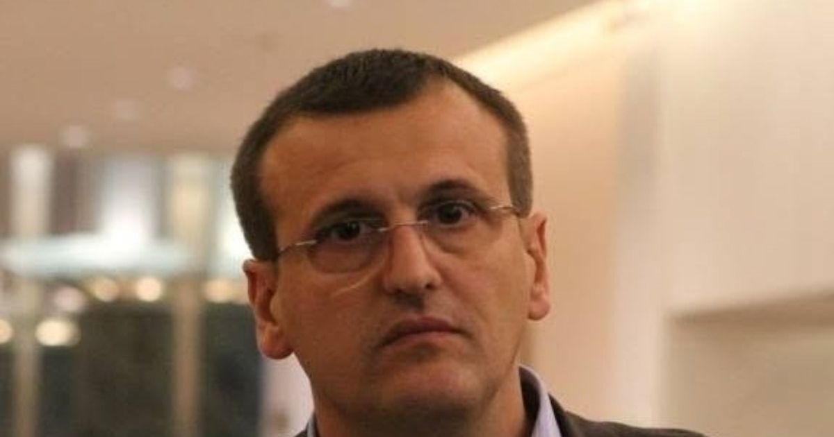 „Încălcare sistematică a legii”. Fenomenul dăunător de pe stadionul Giulești l-a determinat pe politologul Cristian Preda să facă un apel public către conducerea Rapidului