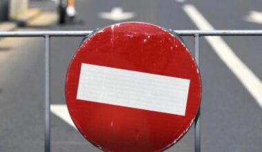 Atenție, șoferi clujeni! Restricții în trafic chiar în centrul Clujului: Piața Avram Iancu și Bulevardul Eroilor se mâine, pentru defilarea plutoanelor