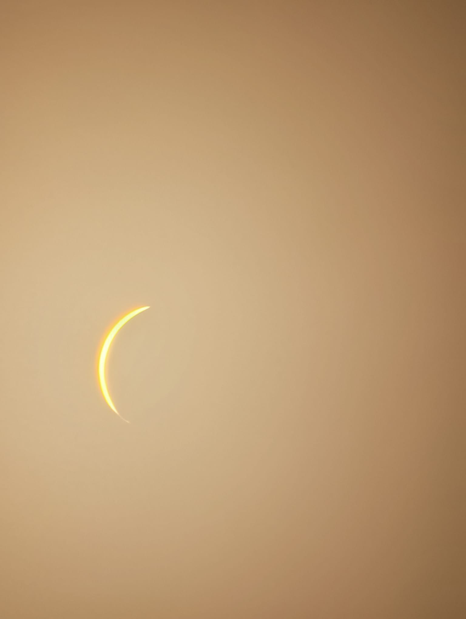 FOTO | Ghinionul unui bucureștean care s-a dus până în Spania să vadă eclipsa de Soare