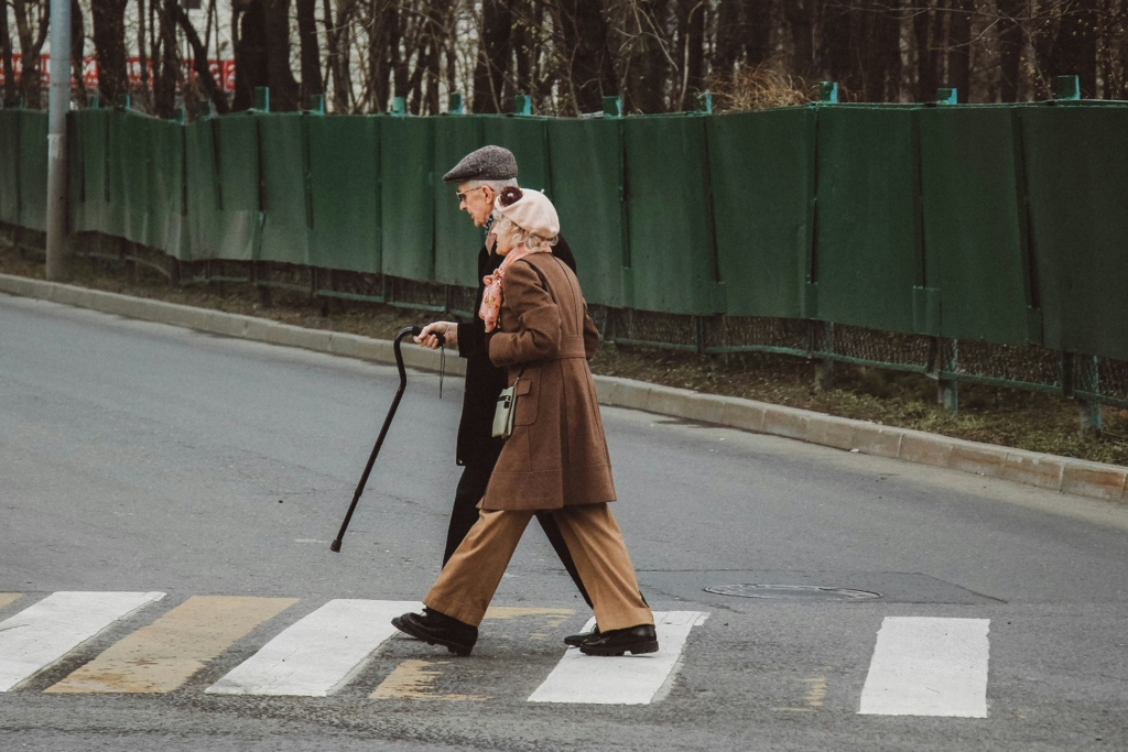 Câți bani îți trebuie pentru o pensie confortabilă în România. Țara noastră, printre statele în care poți trăi bine cu bani mai puțini