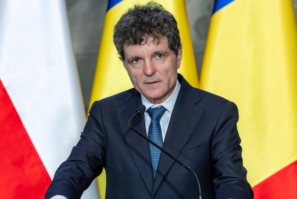 Nicușor Dan, nici „mediator”, nici „jucător”. Cum a eșuat președintele în gestionarea disputelor între partide și a crizei politice