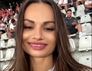Actriță din România, fascinată de jucătorul lui Dinamo: ”Eu și băiatul ăsta am fost împreună în altă viață...” VIDEO