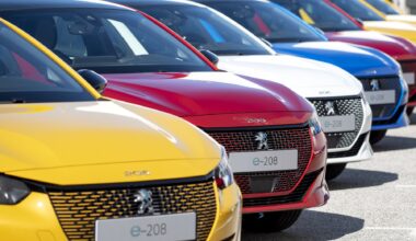 Mașină nouă de închiriat cu 100 de euro pe lună, opțiune pentru familiile cu venituri mici în Italia